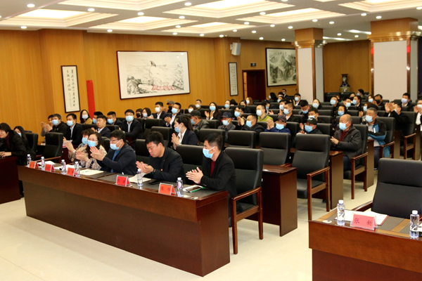 IMG_9865_鼓掌.jpg