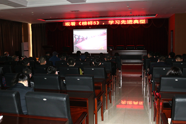 IMG_9872_榜样.jpg